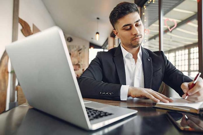 Professional Information Management in the Project